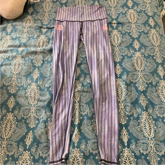 Teeki Tribe Blue Striped Leggings “Hot Pants” w/matching leg warmers - Picture 5 of 10